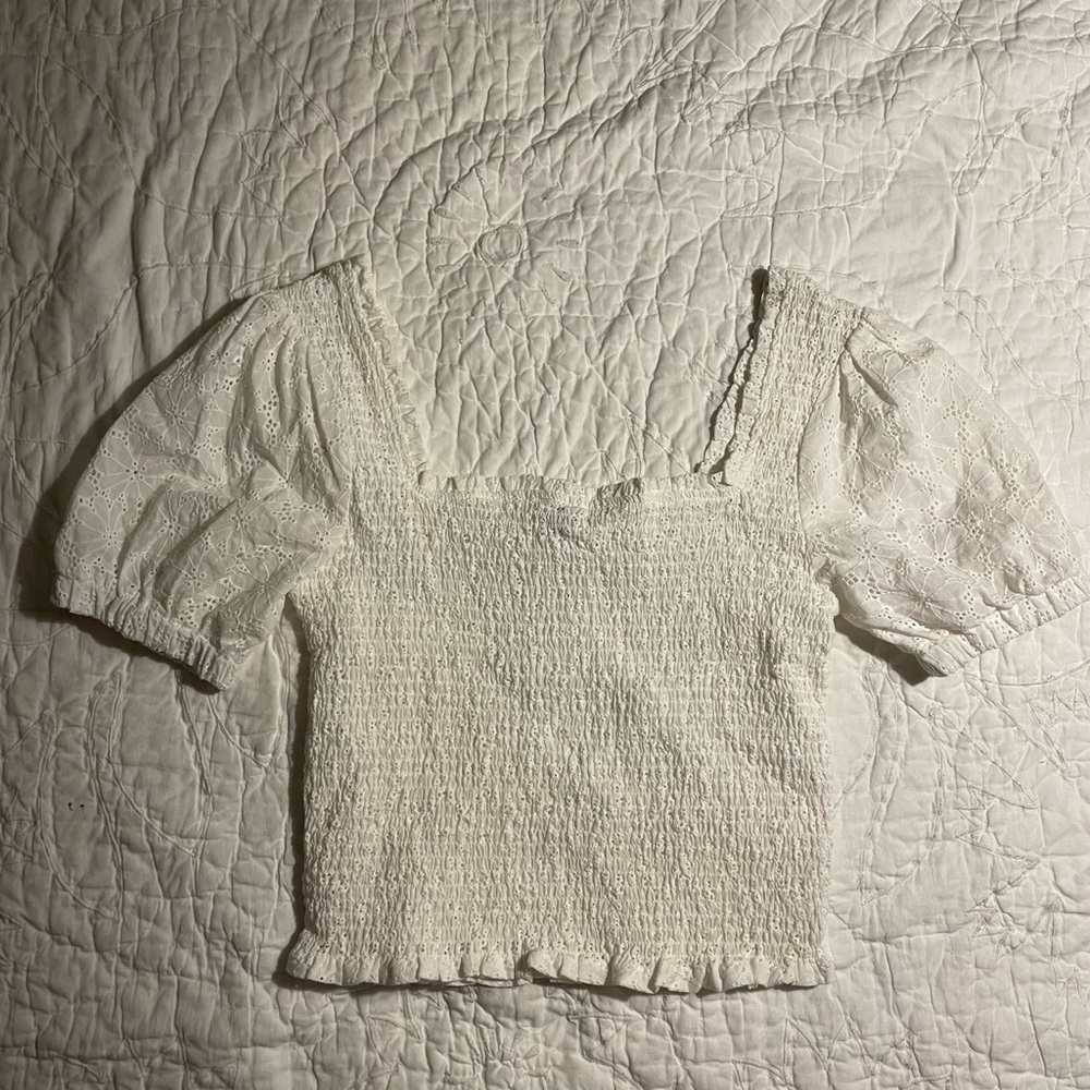 Eyelet top